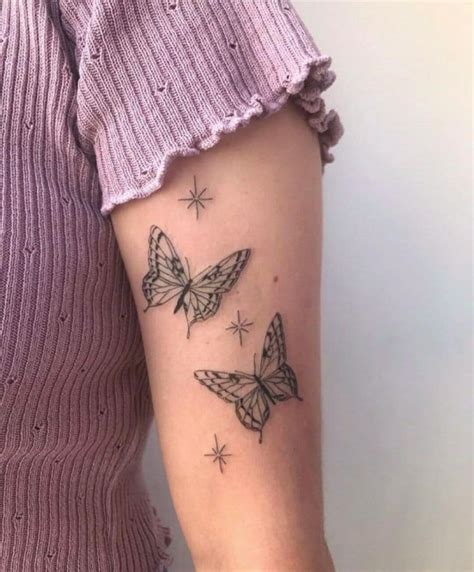 tatuajes de mariposas en el brazo